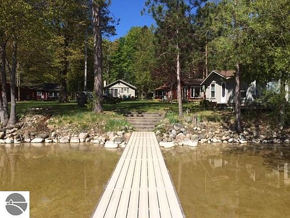 4th image of 5875 Cottage Dr