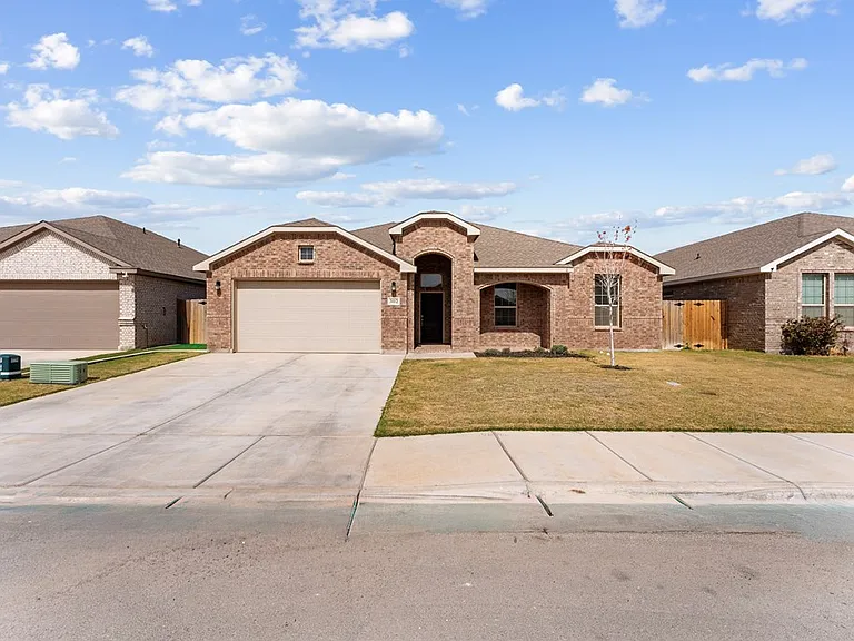 3112 Valley Quail Rd — Photo 2