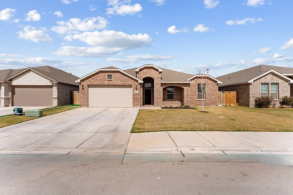 Building Photo - 3112 Valley Quail Rd
