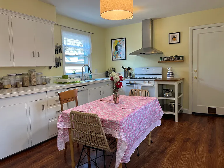 1215 NE 71st Ave — Photo 17
