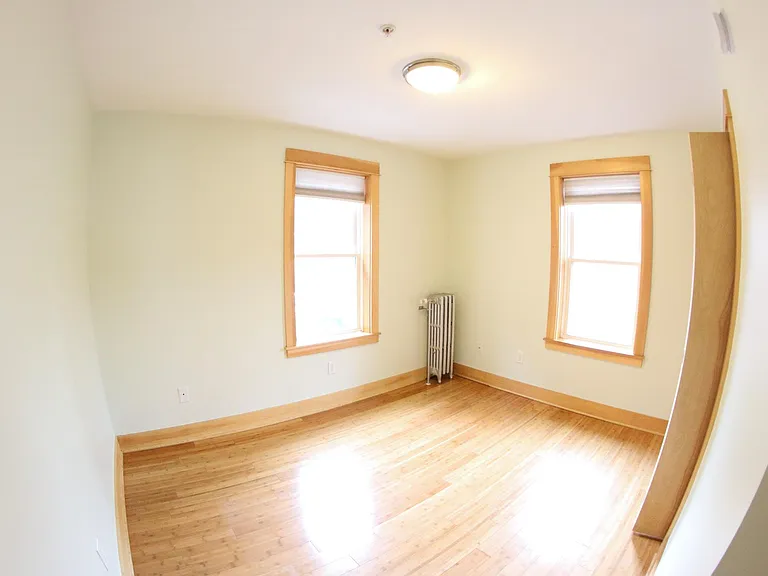 274 Park Ave #4 — Photo 8