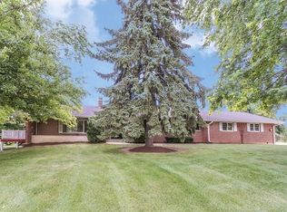 1397 Tyler Ln, Elgin, IL 60123