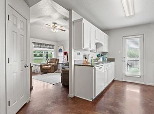 4749 W Amity Rd #A, Salado, TX 76571