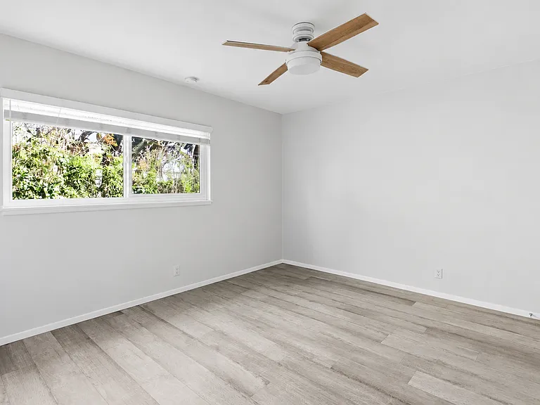 1676 Manning Ave #6 — Photo 7