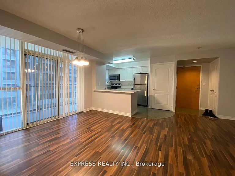 30 Hayden St #407 — Photo 5