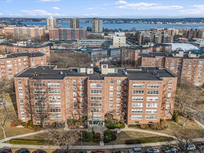 18-65 211th Street #4C, Queens, NY, 11360