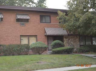 1188 N Wheeling Rd, Mount Prospect, IL 60056