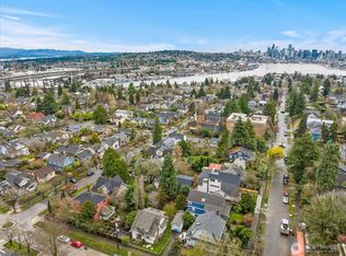 4222 Meridian Ave N #B, Seattle, WA 98103