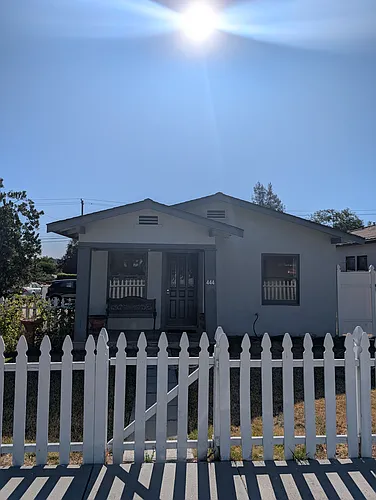 444 Vine St Photo 1