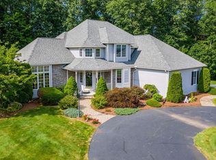20 Tiffany Cir, Westfield, MA 01085