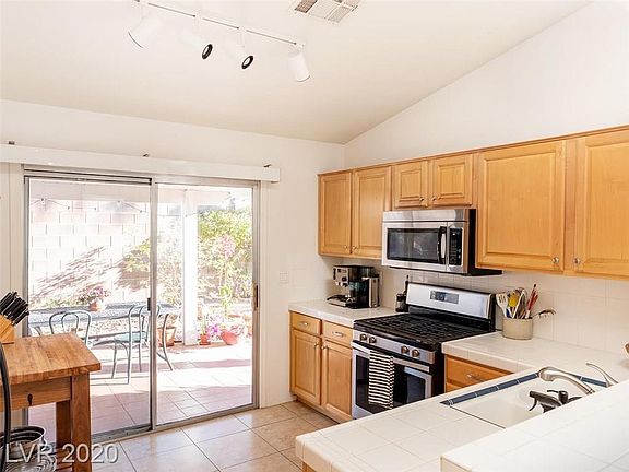 4th image of 1804 Linton Hill Ln #0