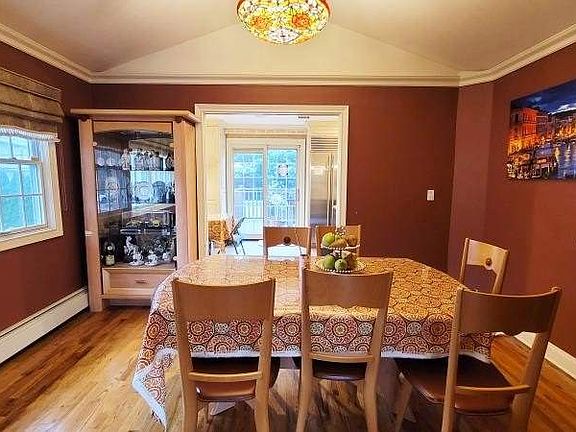 5th image of 66 Country Village Ln