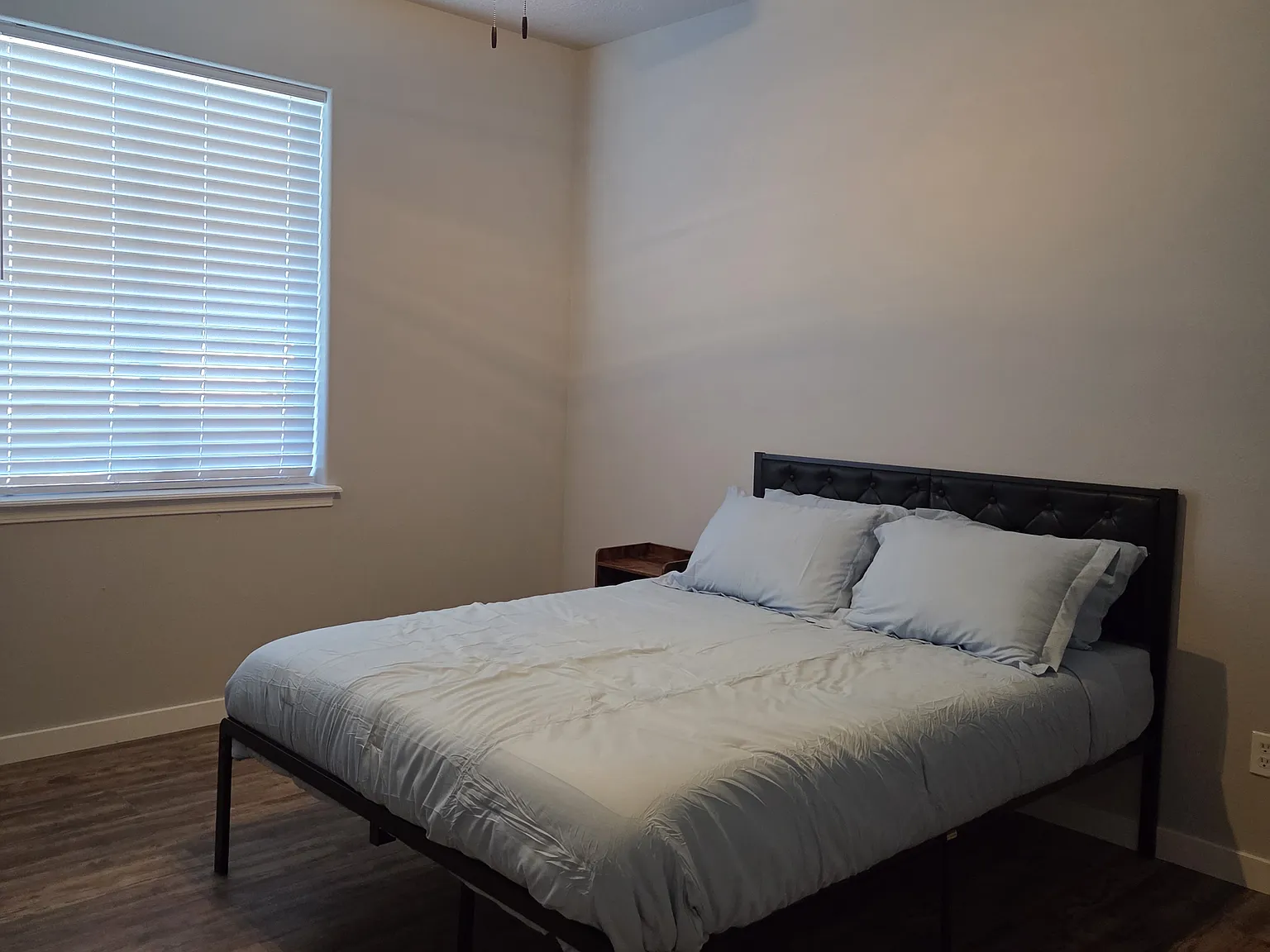 5 bed, 3139 sqft, $3,350 — Photo 4