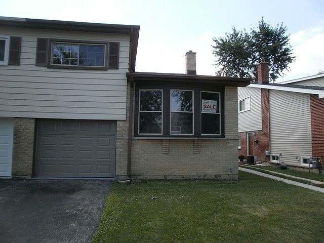 1st image of 9161 W Oaks Ave