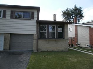 9161 W Oaks Ave, Des Plaines, IL 60016