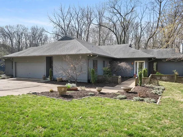 109 N Ballas Rd #B, Saint Louis, MO 63122