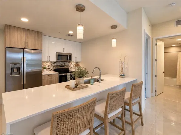 26589 Rosewood Pointe DR #A-203, BONITA SPRINGS, FL 34135