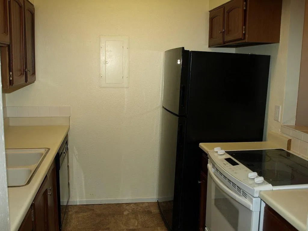 14224 E 1st Drive — Photo 3
