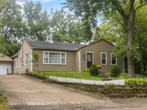 404 Plum St, Lake In The Hills, IL 60156