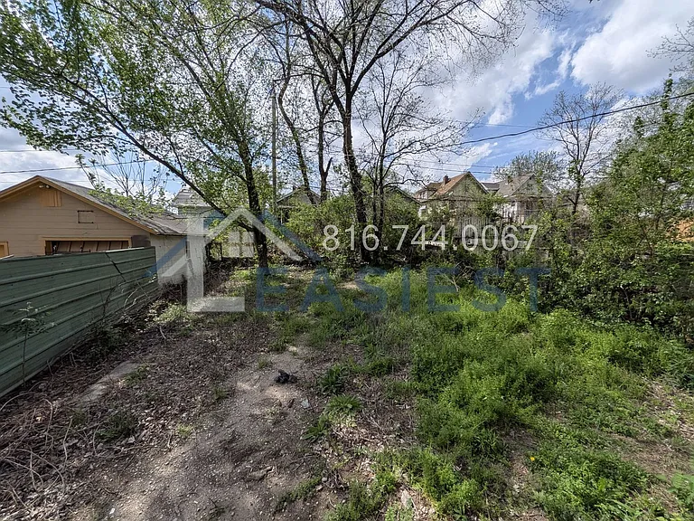 2332 Hardesty Ave — Photo 19