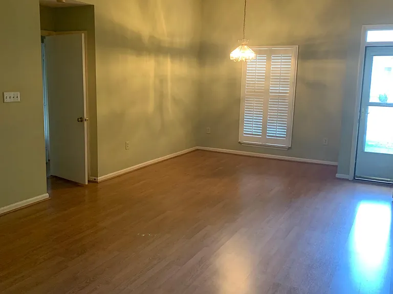 5748 Ebley Ln — Photo 6