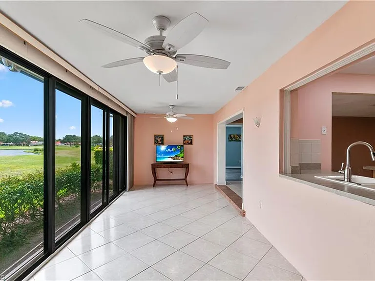 4105 Lakewood Blvd #E-18 — Photo 18