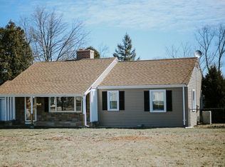 391 Gillette Ave, Springfield, MA 01118