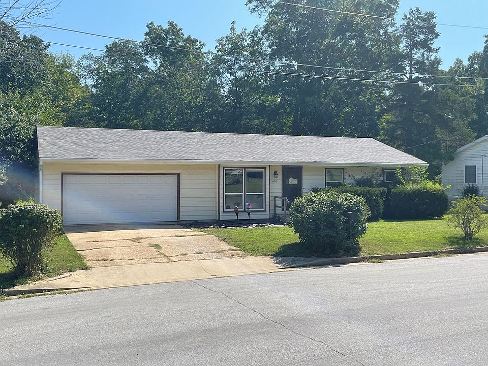 1st image of 601 Shady Acres Ct