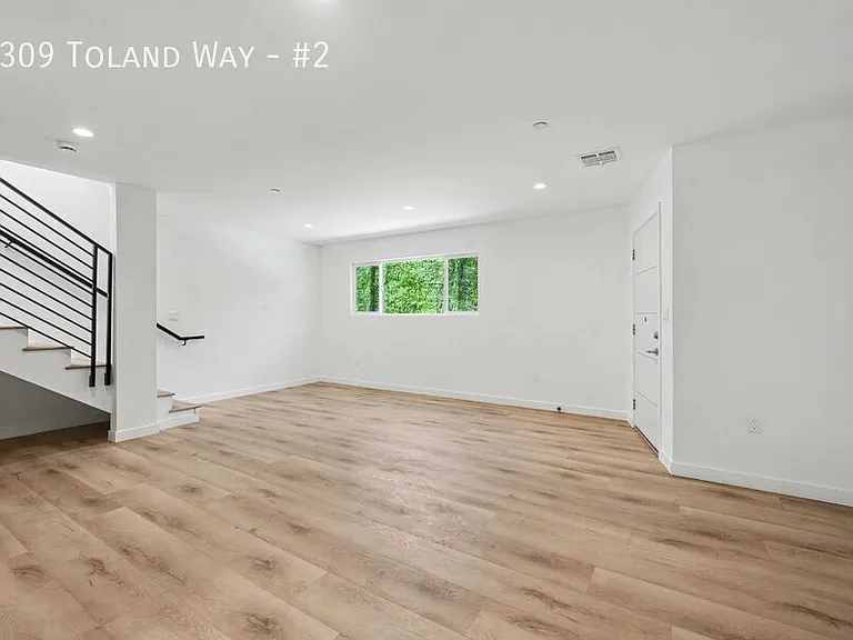 4309 Toland Way #2 — Photo 4
