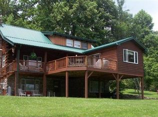 108 Hannah Hill Rd, Maggie Valley, NC 28751