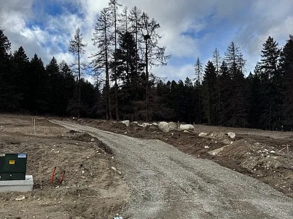 692 Morning View Dr, Kalispell, MT 59901