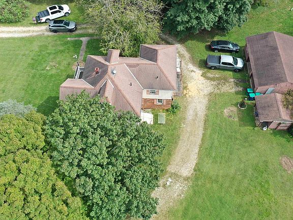 5th image of 3039 Vine Rd