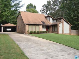 1019 Edgewood Dr, Anniston, AL 36207