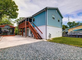 7160 Algonquin St, Weeki Wachee, FL 34607