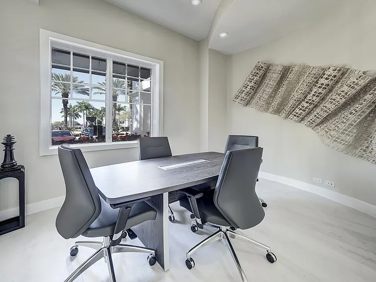 Avana Cypress Creek — Photo 19