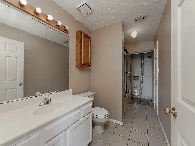 104 Waters Edge Ln #104 — Photo 9