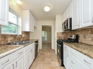 3102 Timber View Dr, Sugar Land, TX 77479