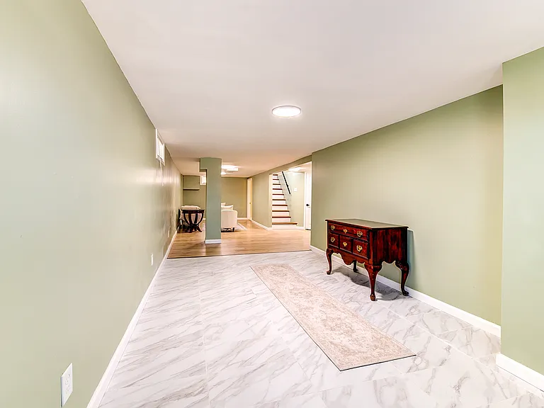 8370 Orchard Ave — Photo 9