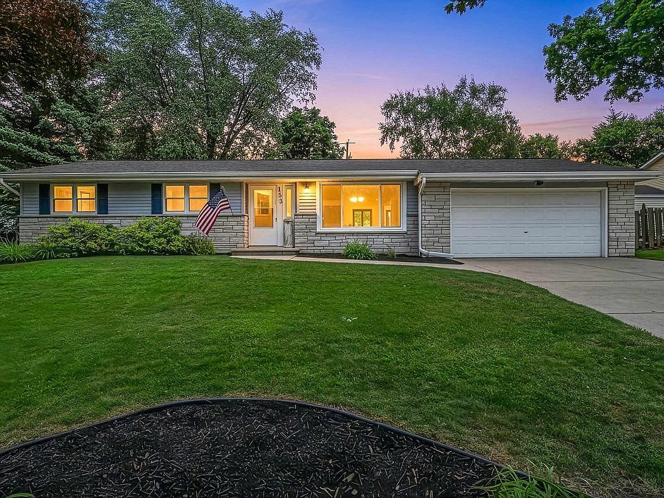 1st image of 153 Joan Ave