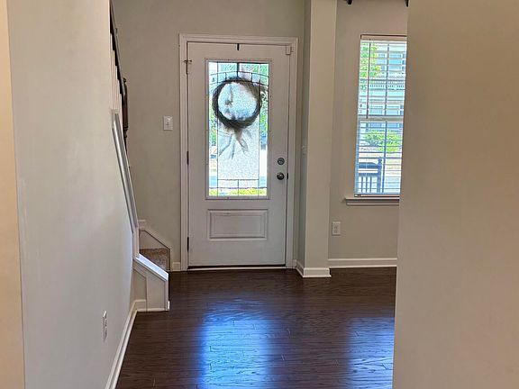 2nd image of 68 Chinaberry Dr