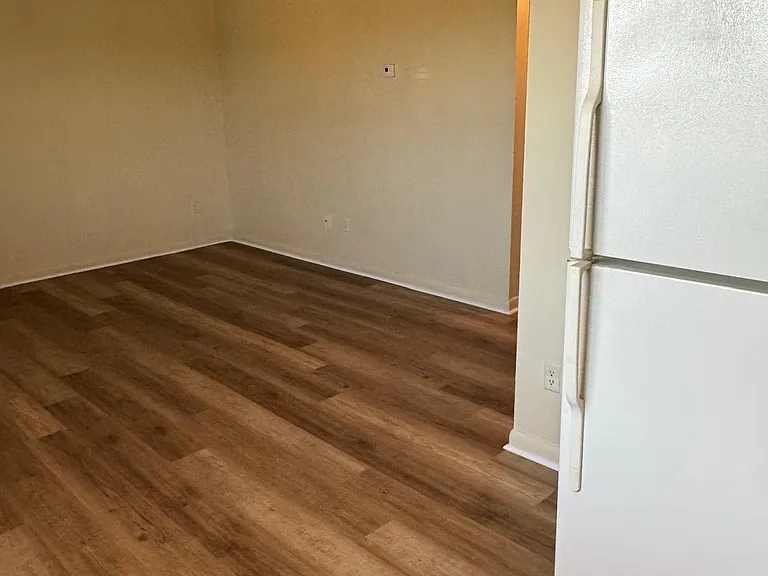 413 Spruce Ave — Photo 8