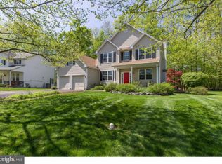 3824 Highland Dr, Garnet Valley, PA 19060