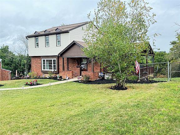 4th image of 3439 Fawn Valley Ln