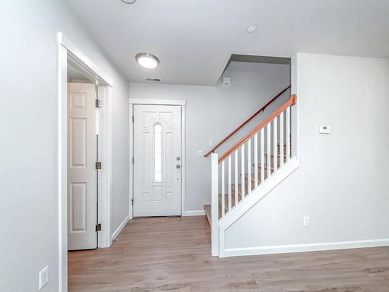 3192 Brown Loop — Photo 7
