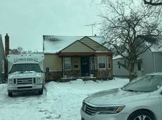 22076 Normandy Ave, Eastpointe, MI 48021