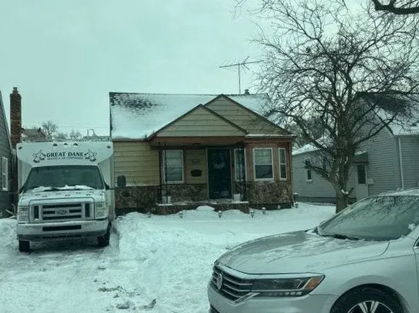 22076 Normandy Ave, Eastpointe, MI 48021