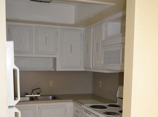 5260 59th Cir E APT C7, Kenneth City, FL 33709