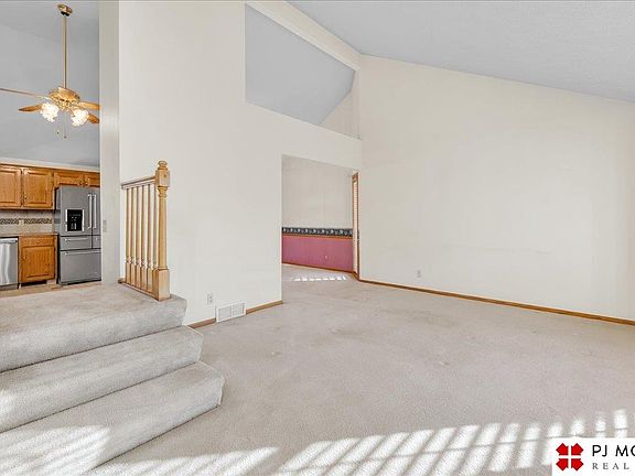 4th image of 2008 Skyhawk Ave