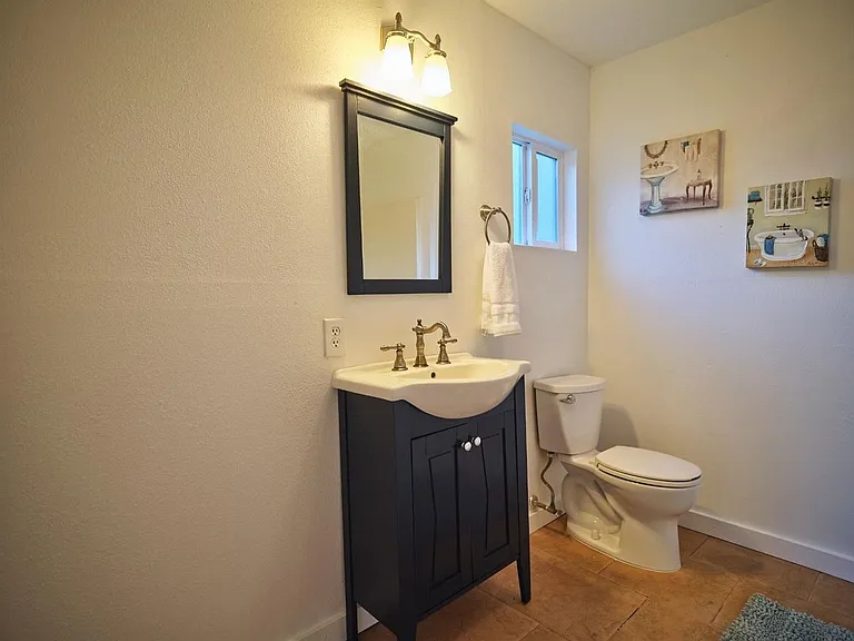 935 E Clinton Ave — Photo 36