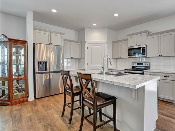4th image of 1275 Terra Ave